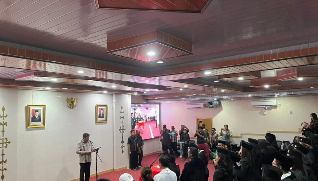 Walikota Ambon Lantik 52 Pejabat Fungsional